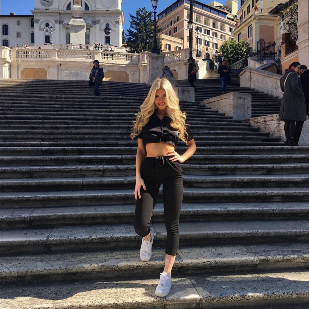 Meet your Posher, Kylie